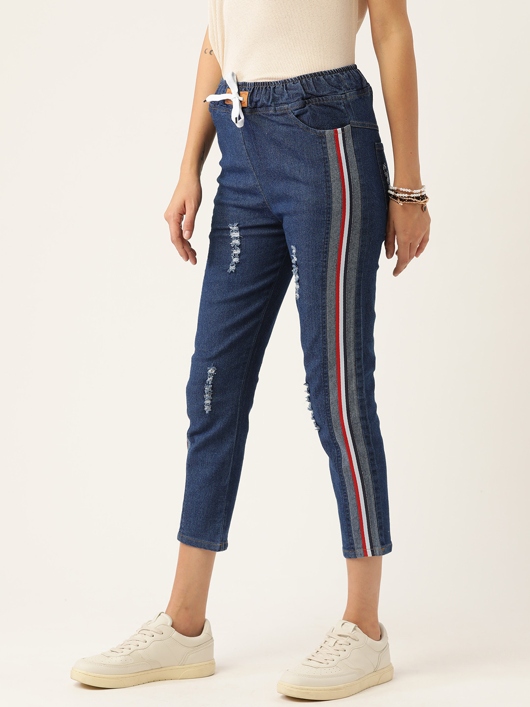 Quinoa Women Navy Blue Cotton Low Distress Jeans