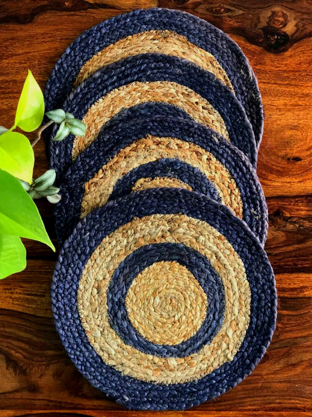 JASMEY HOMES Set Of 4 Navy Blue & Beige Braided Jute Table Placemats