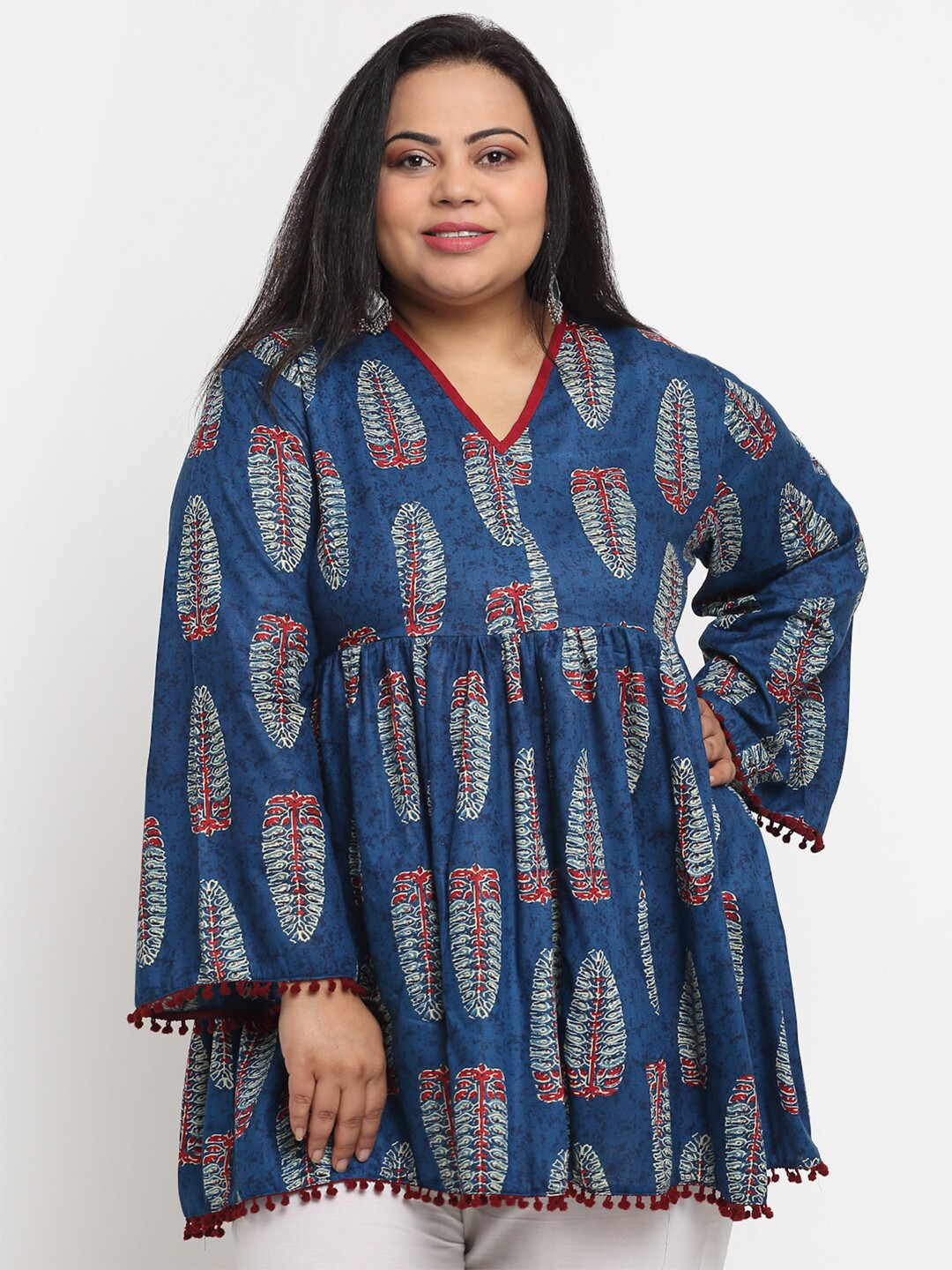 sindrellastorie Plus Size Blue & Red Print Longline Pure Cotton Top