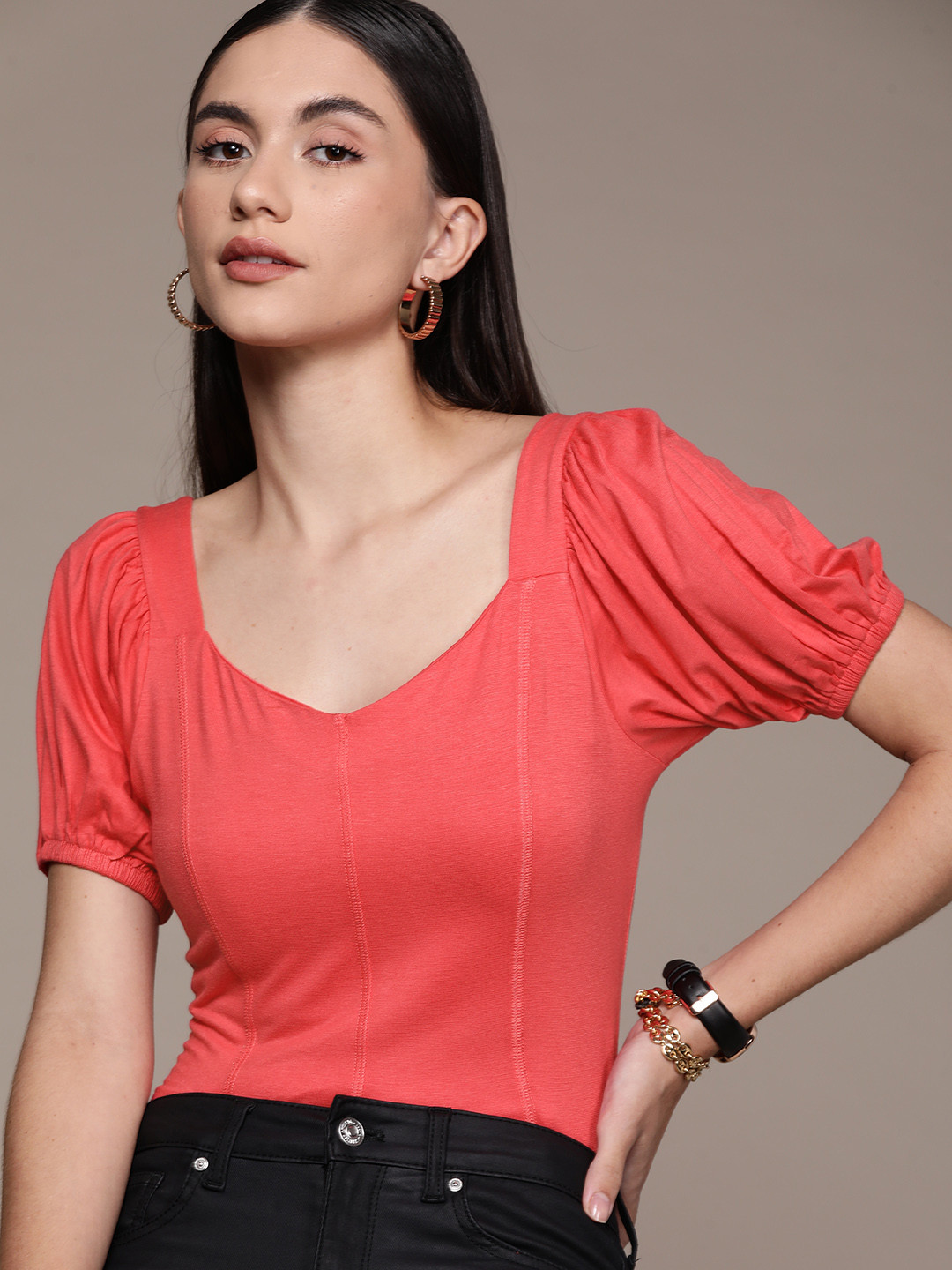 bebe Women Coral Red Season Staple Puff Sleeves Sweetheart Neck Top