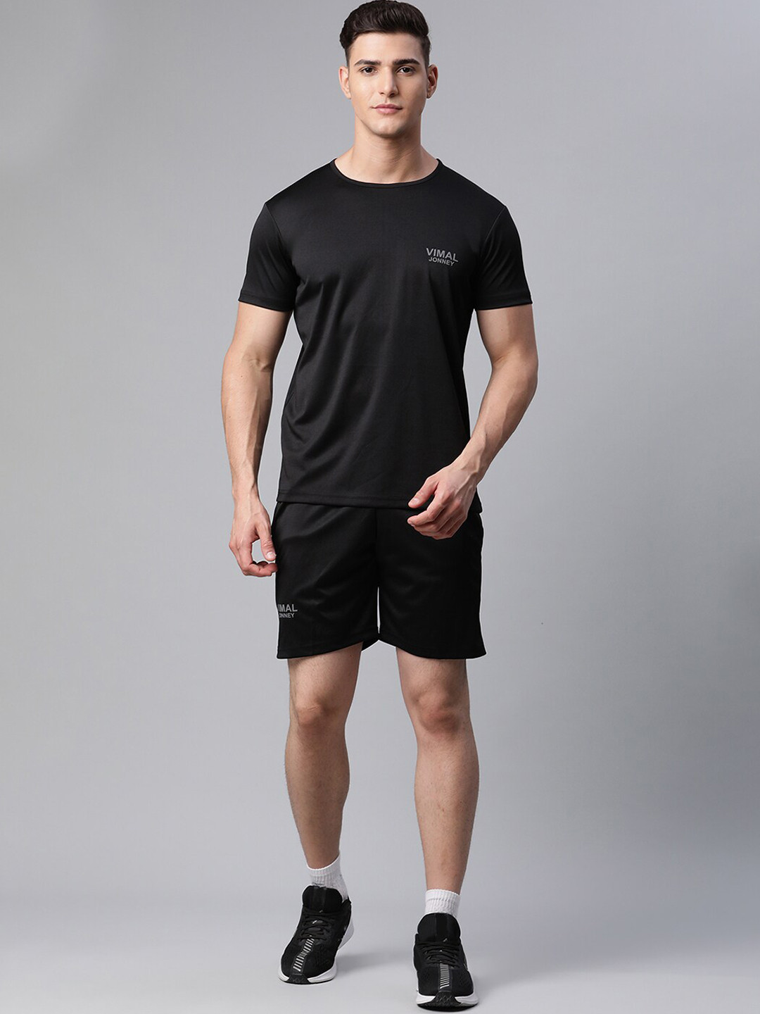 MACK JONNEY JONNEY Men Black Solid Track Suit