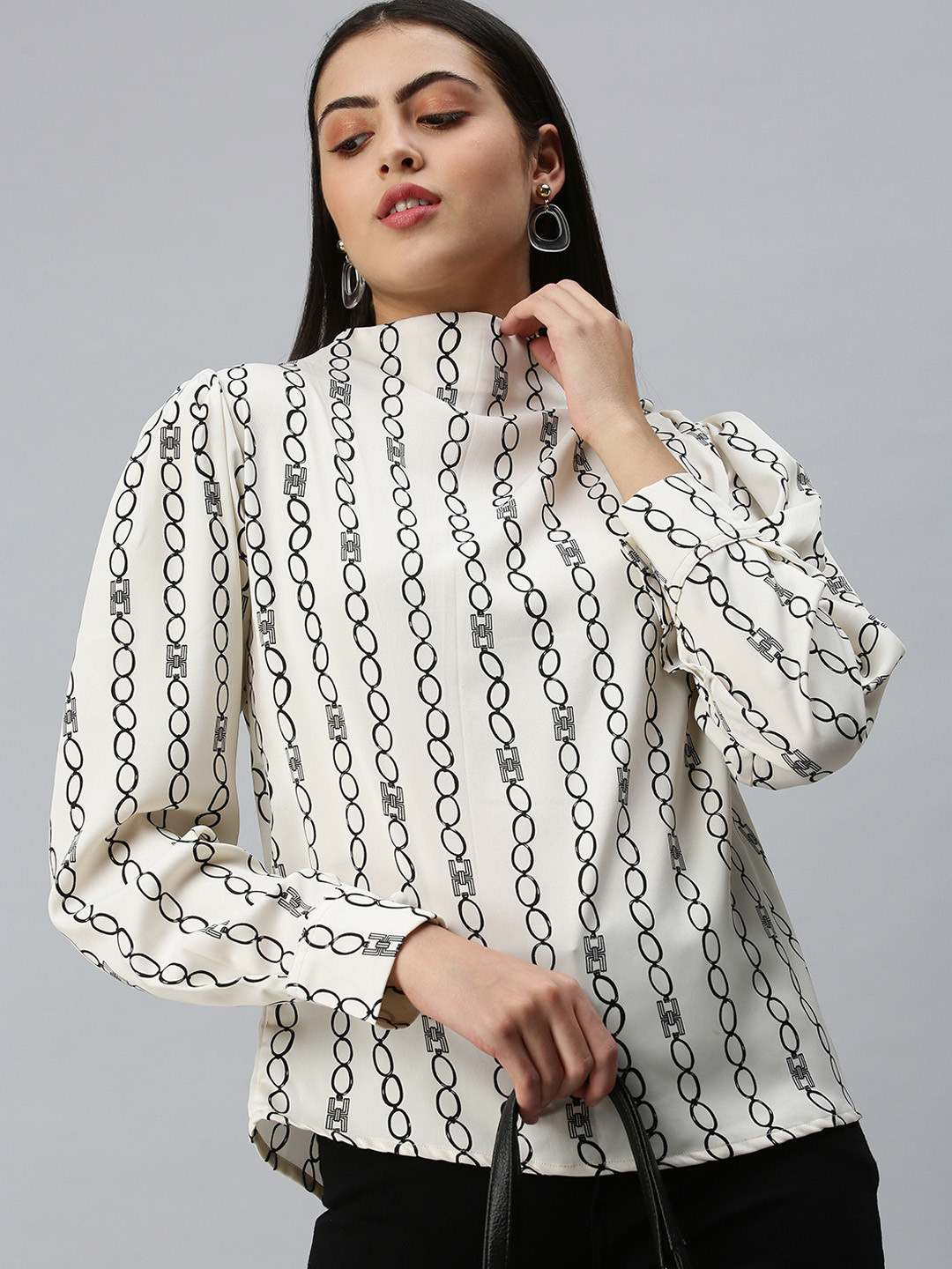 SHOWOFFFF Women Off White Print Crepe Top