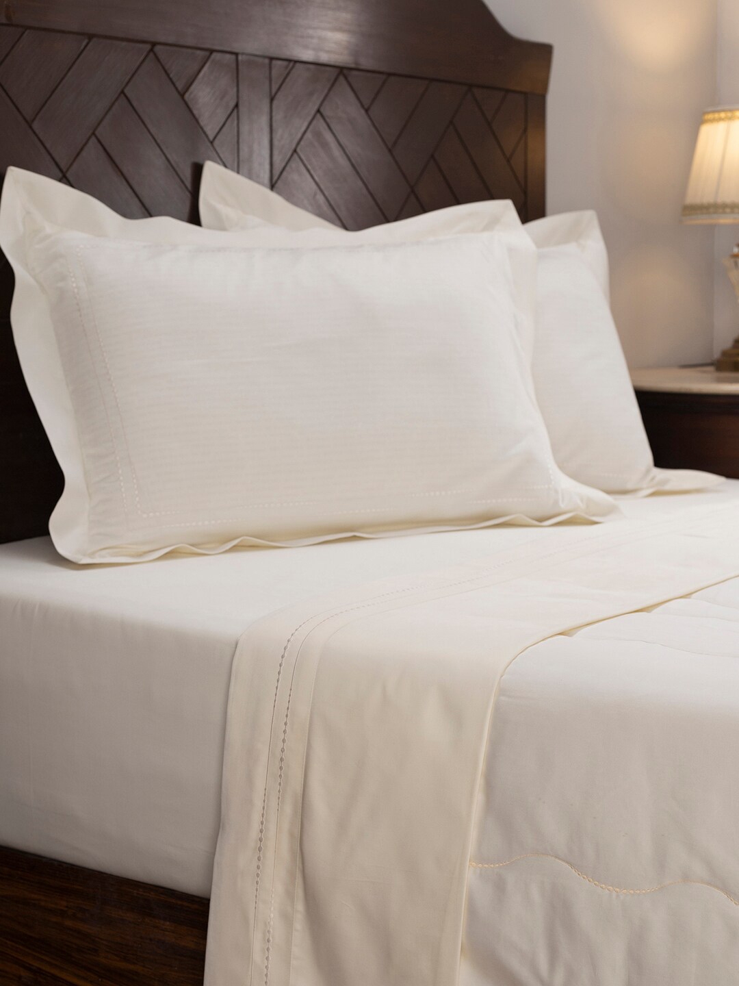 MASPAR Beige 400 TC Pure Cotton King Bedsheet with 2 Pillow Covers