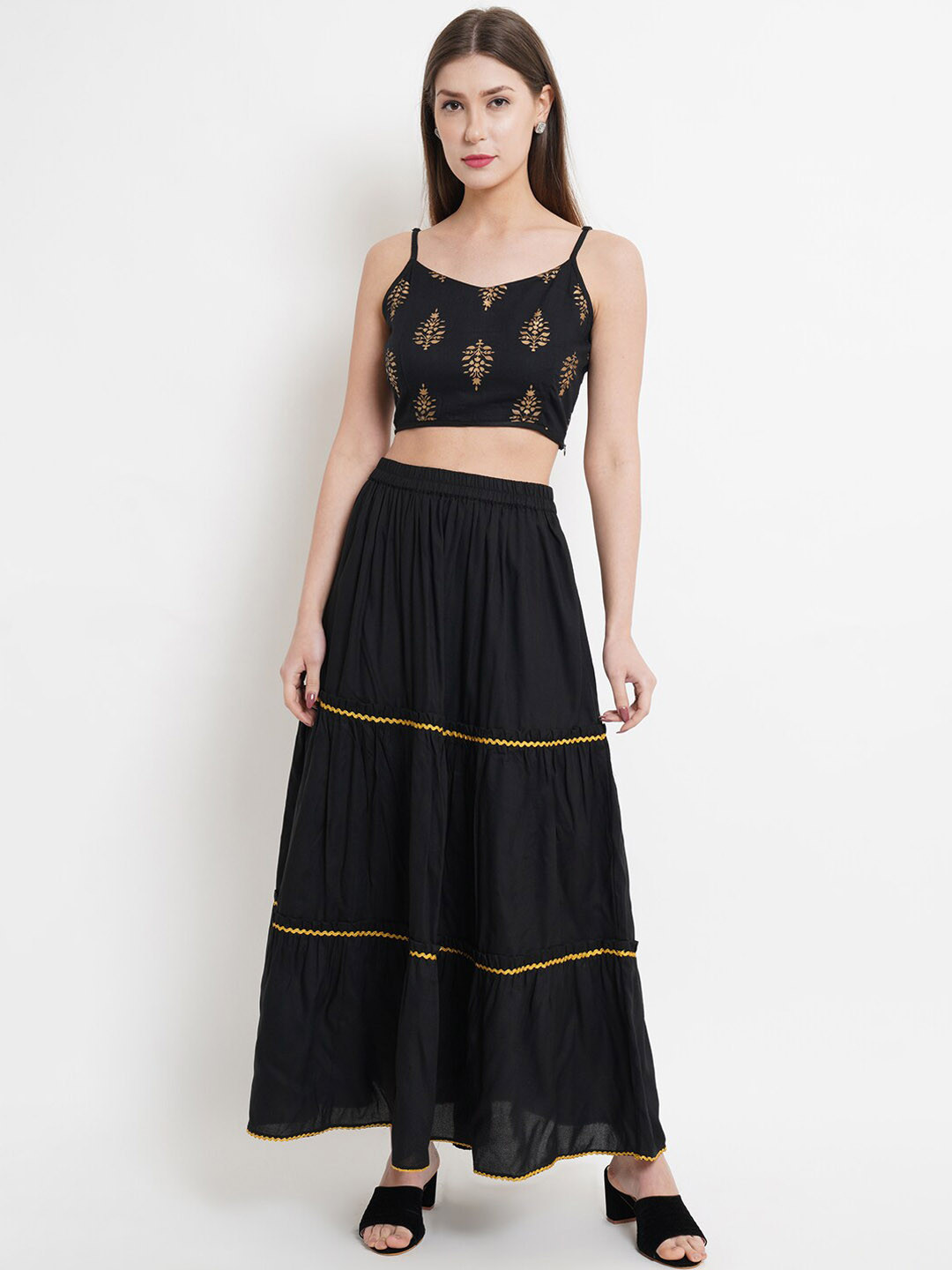 WESTCLO Women Black Printed Top & Tiered Skirt With Shrug