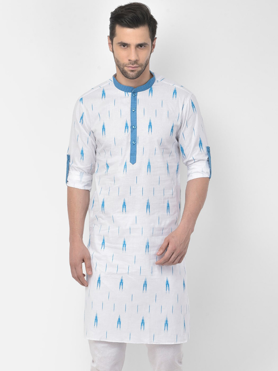 DEYANN Men White & Blue Ikat Printed Cotton Kurta