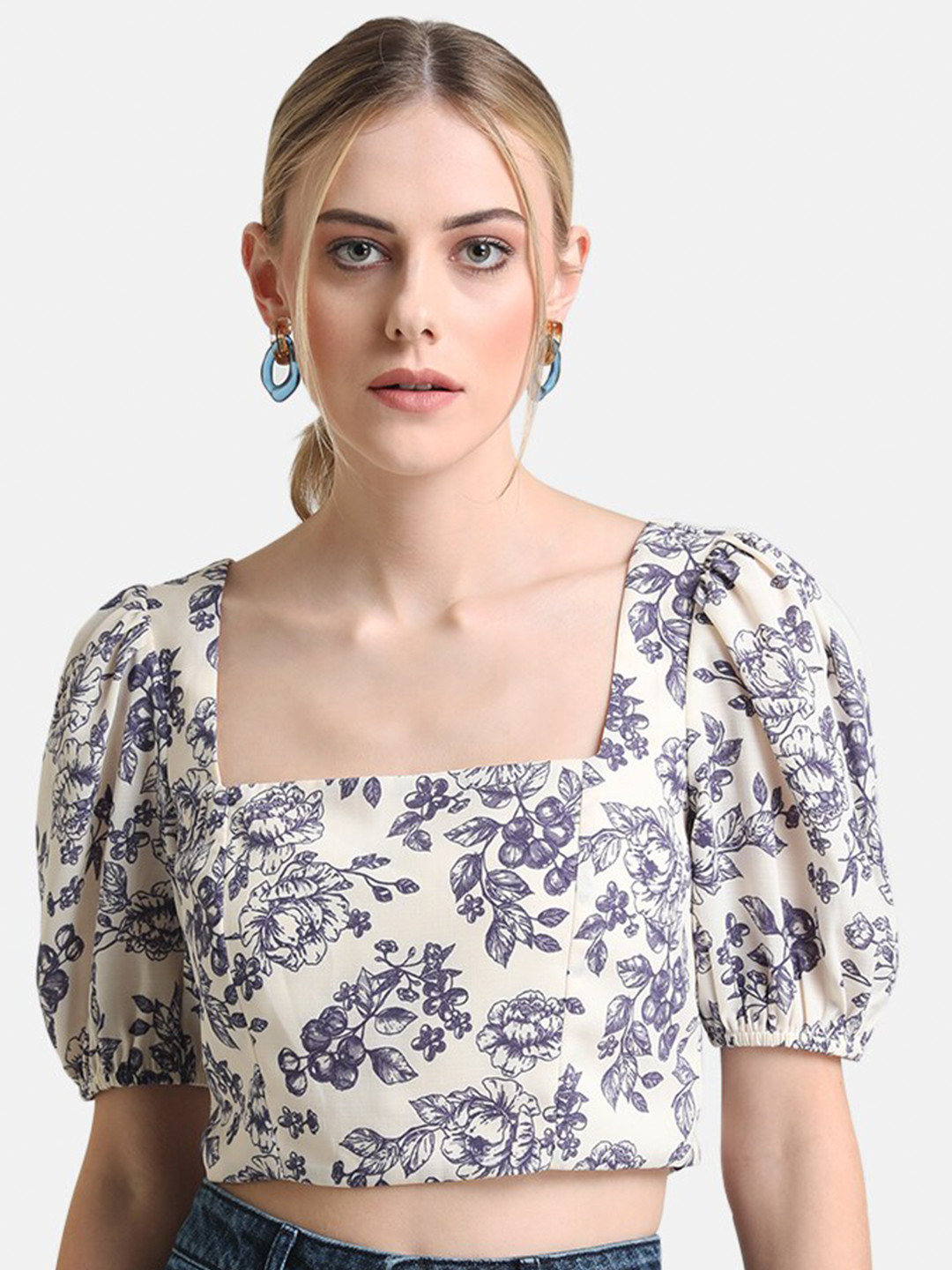 Kazo Smocked Puff Floral Square Neck Sleeves Crop Top