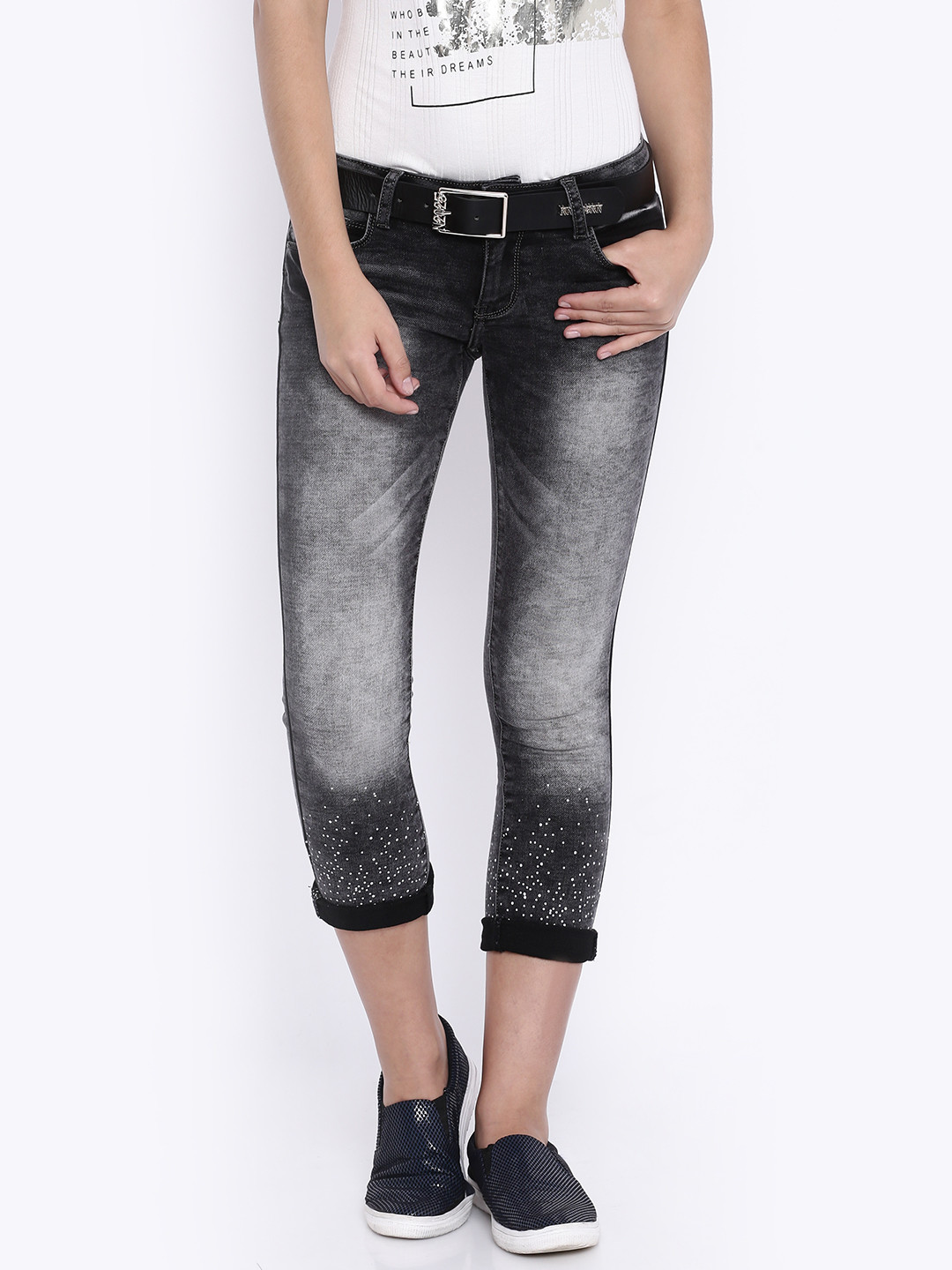 look cropped jeans