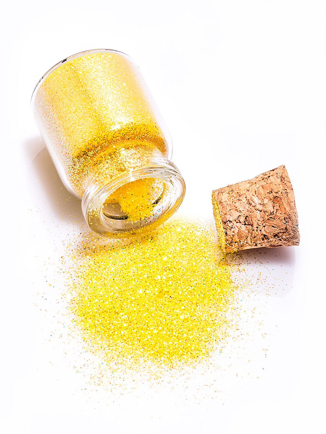 KINGDOM OF LASHES Vegan Glitter Eyeshadow - Tiara Gold