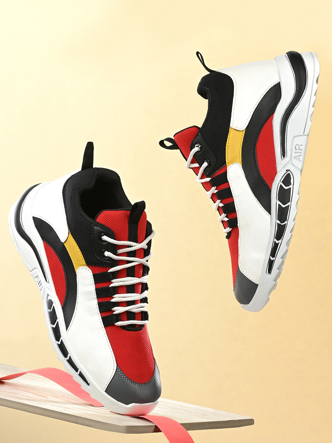 Roadster Men White Colourblocked Sneakers