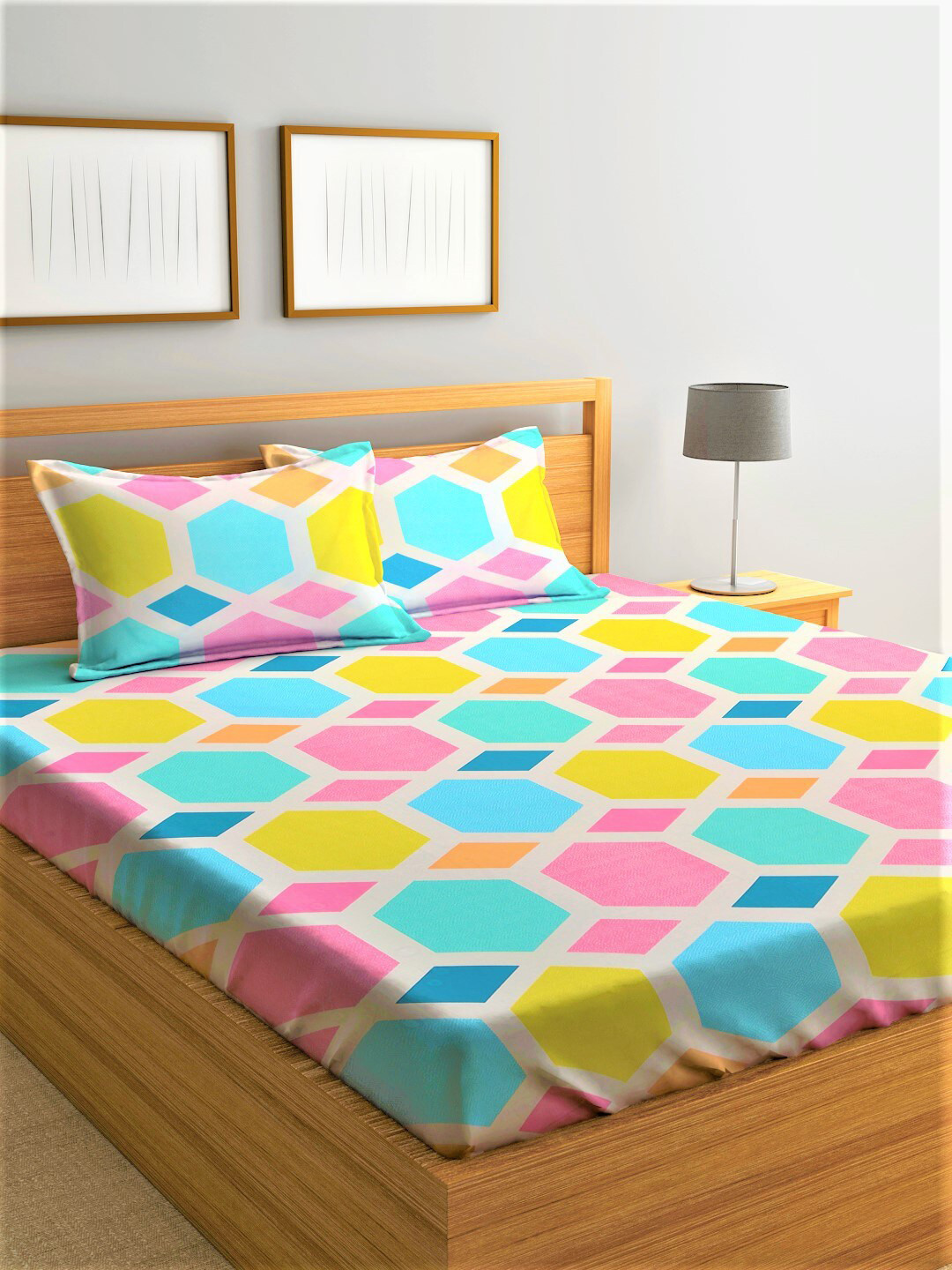 Home Sizzler Yellow & Blue Geometric 210 TC King Bedsheet with 2 Pillow Covers