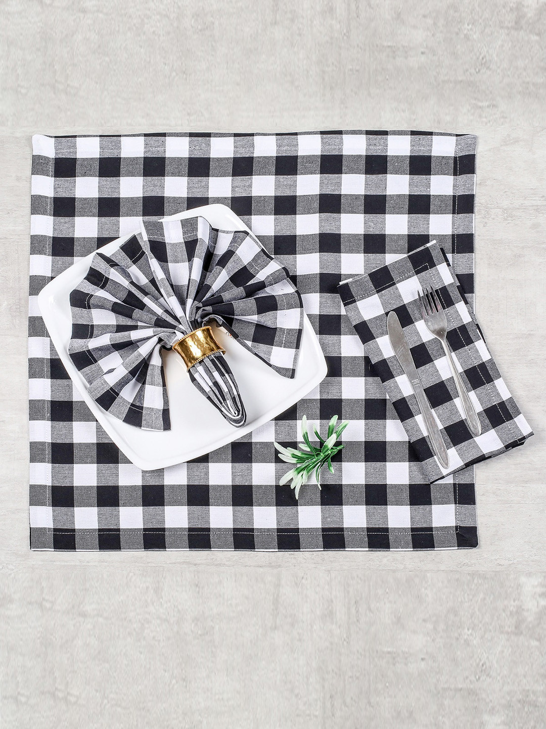 SHADES of LIFE Pack Of 6 Black & White Checked Napkin Set