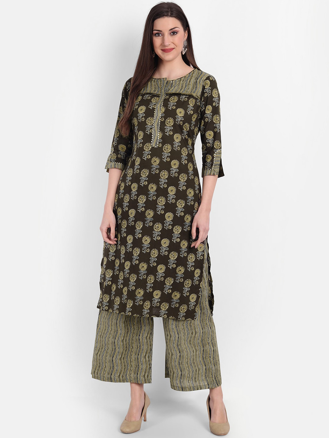 HK colours of fashion Women Olive Green Floral Printed Gotta Patti Pure Cotton Kurta with Palazzos