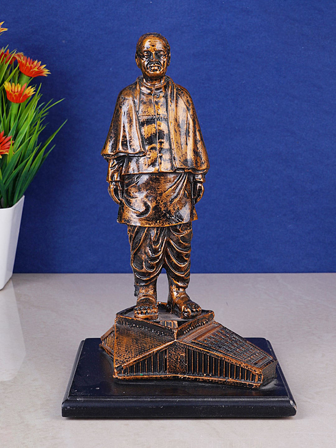 FASHIYANOO Sardarvallabh Bhai Patel Copper Polyresin Glossy Living Room Small Showpiece - 3.3 Inches