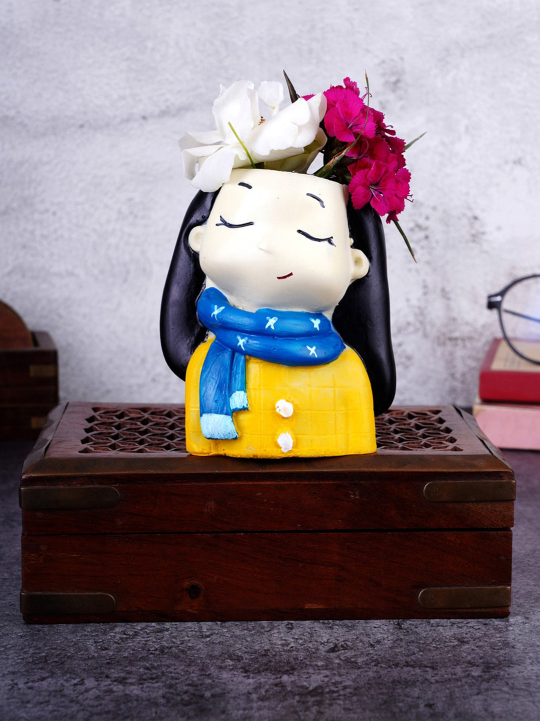 FASHIYANOO Pot Blue Polyresin Glossy Living Room Small Showpiece - 4 Inches