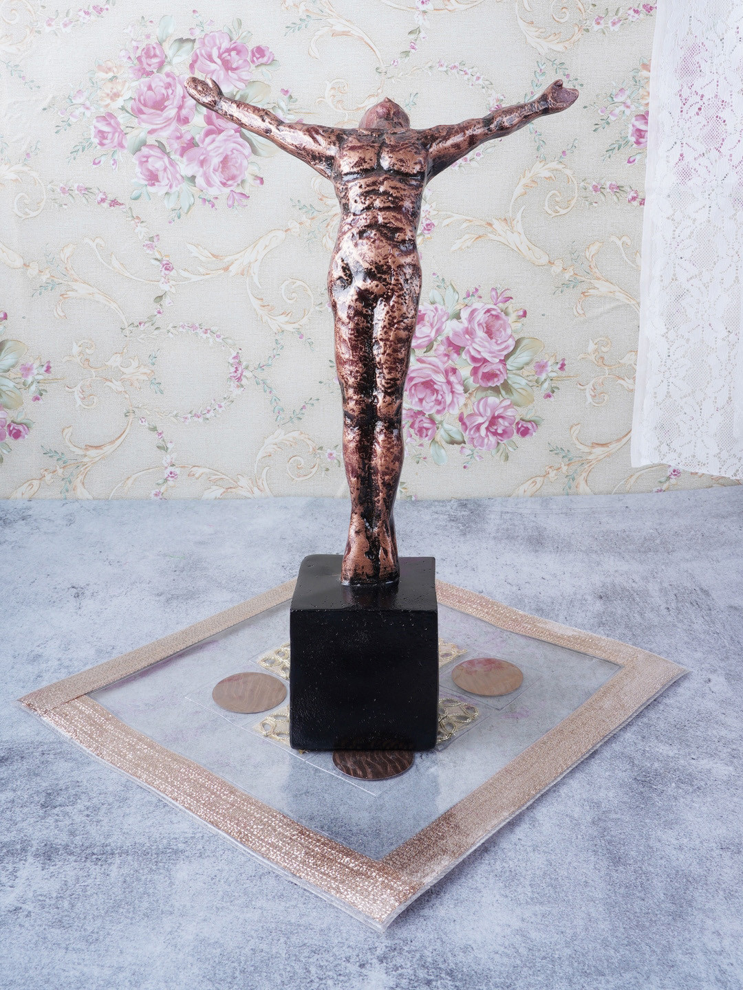 FASHIYANOO Gymnastic Copper Polyresin Natural Living Room Medium Showpiece - 5.5 Inches