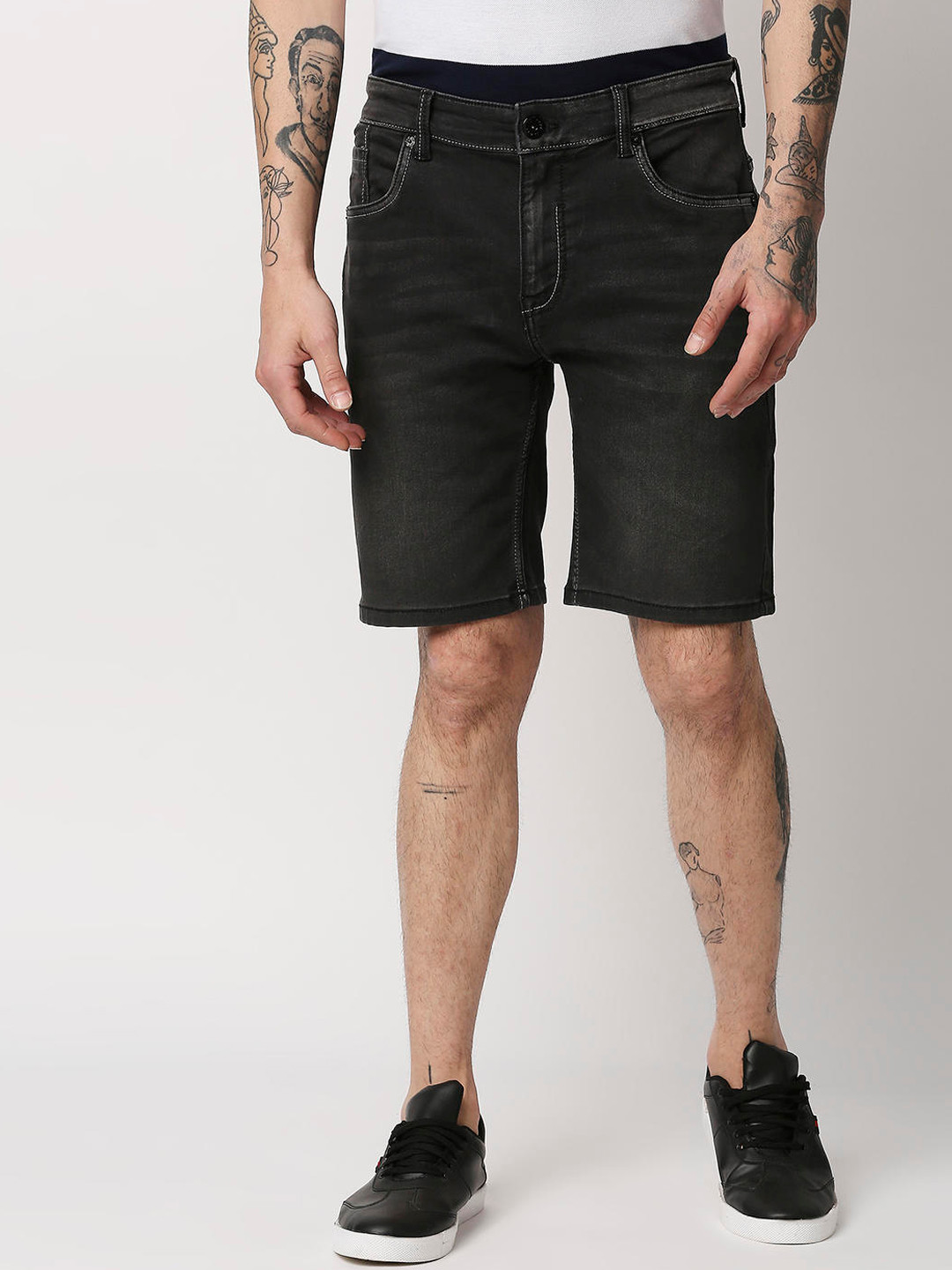 Pepe Jeans Men Black Solid Mid Rise Skinny Fit Denim Shorts