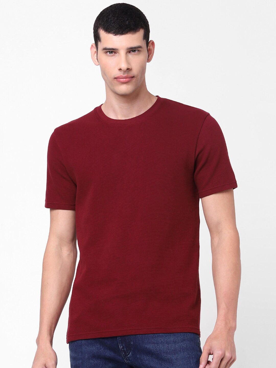 Celio Men Burgundy Solid Cotton T-shirt