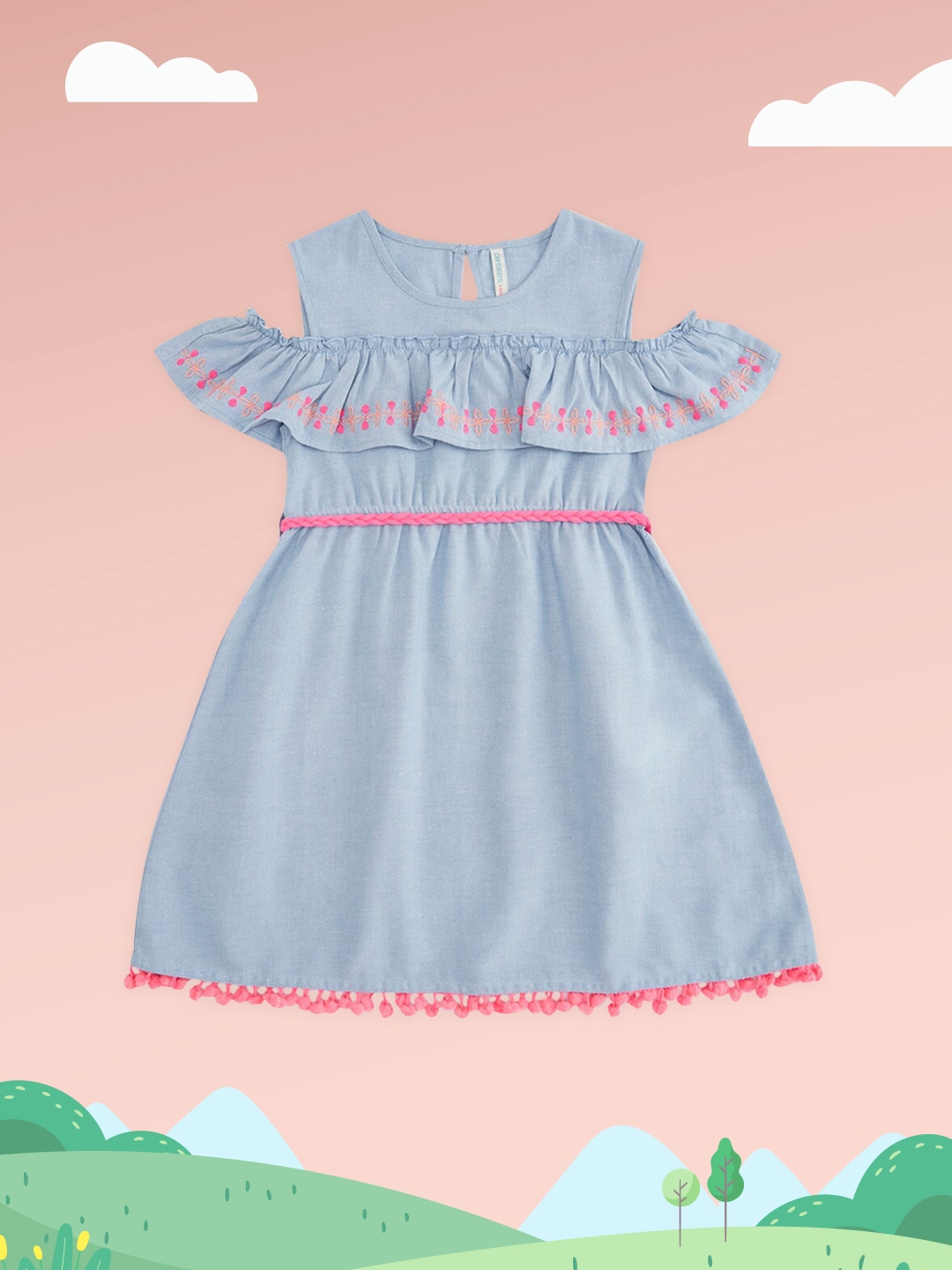 Pantaloons denim dress shop