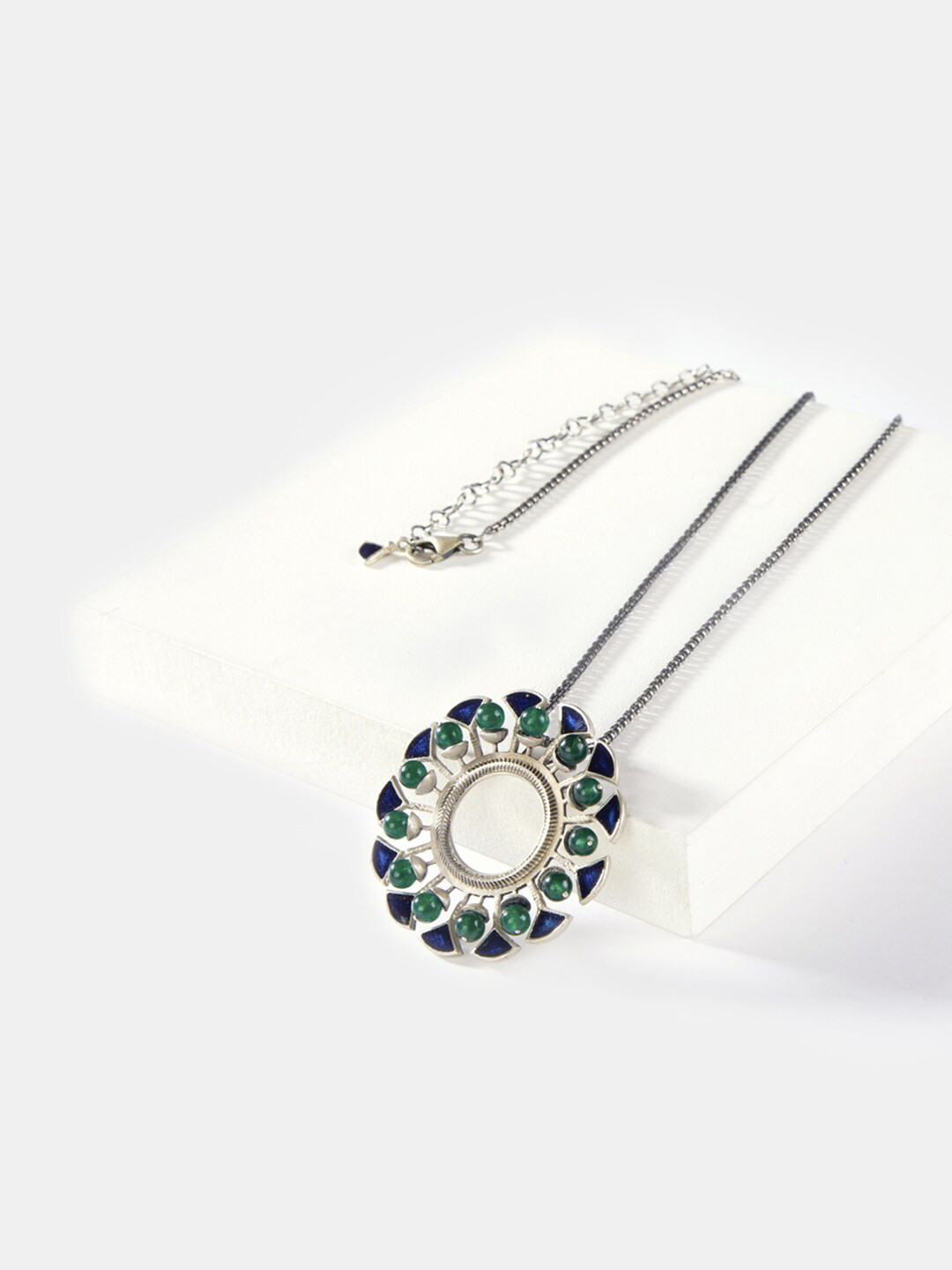 SHAYA Silver-Toned & Navy Blue Silver Necklace