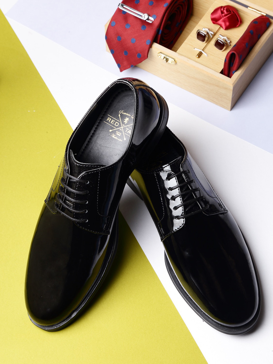 Red Tape Men Black Formal Derbys