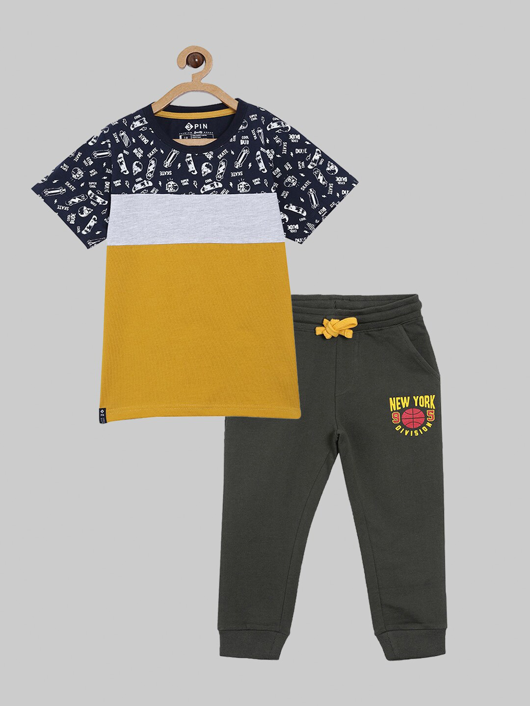 3PIN Boys Yellow & Olive Green Printed Pure Cotton T-shirt with Trousers