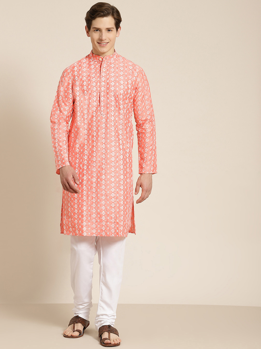 SOJANYA Men Peach-Coloured Ethnic Motifs Embroidered Kurta with Churidar