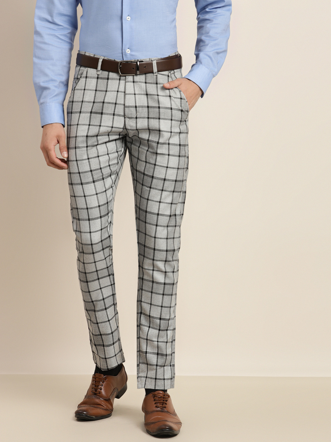 SOJANYA Men Grey Checked Smart Formal Trousers