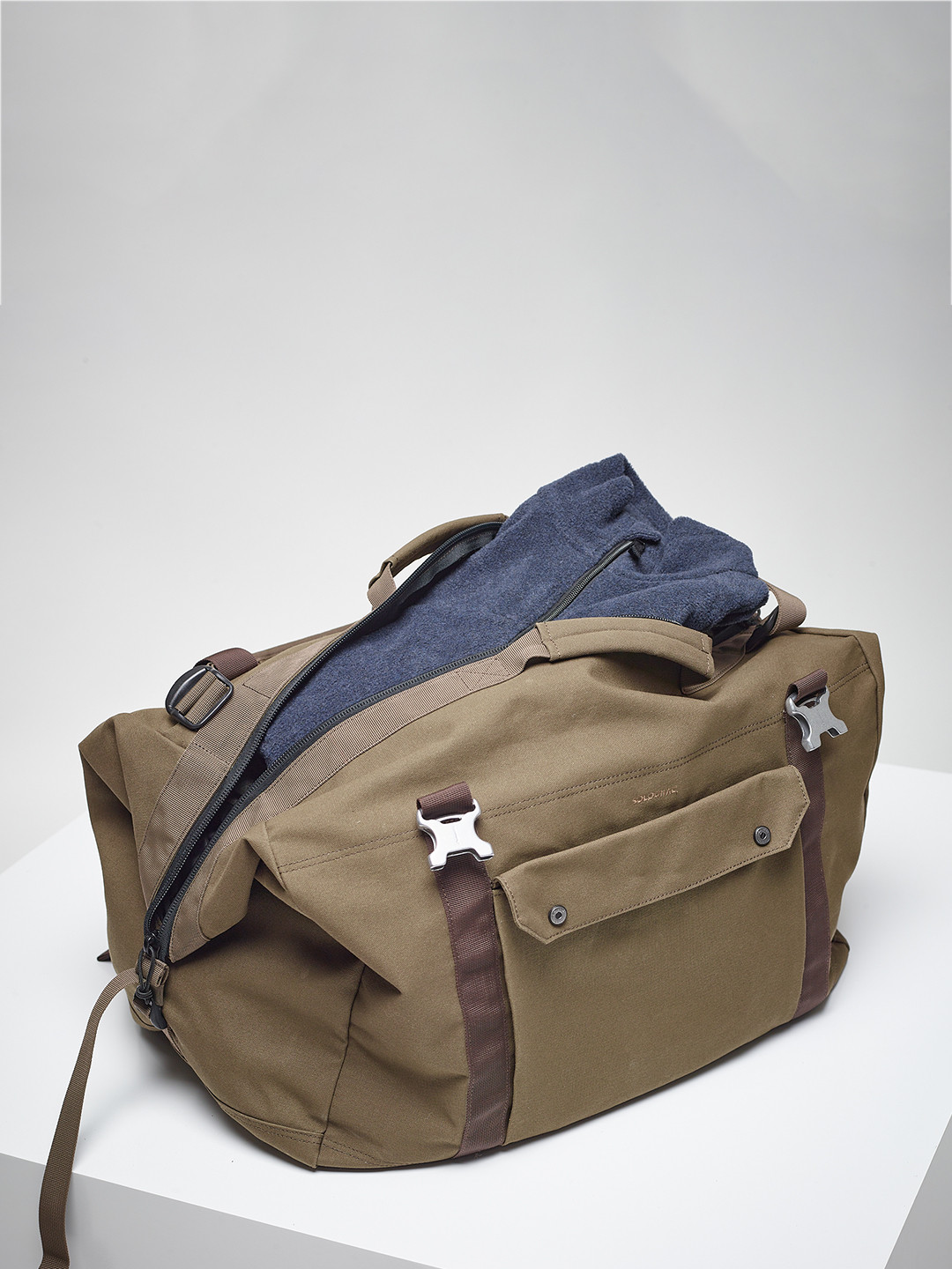 Decathlon SOLOGNAC Unisex 80 Ltr Hiking Duffel Bag