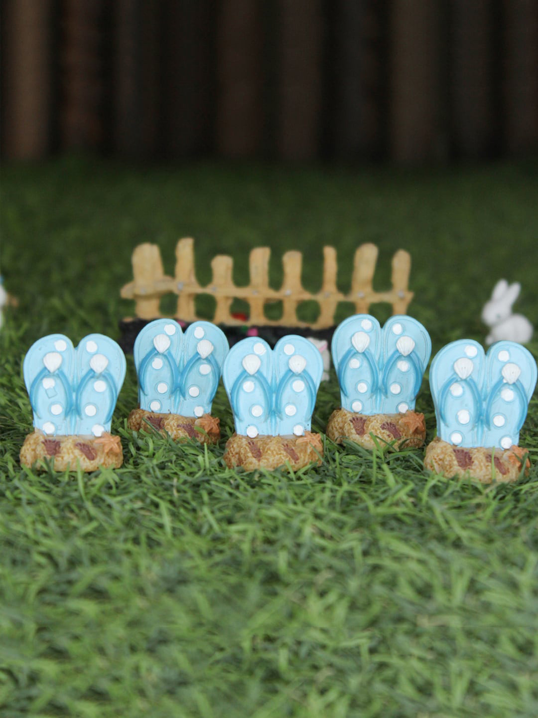 Wonderland Set of 5 Blue Beach Slipper Miniature Toys