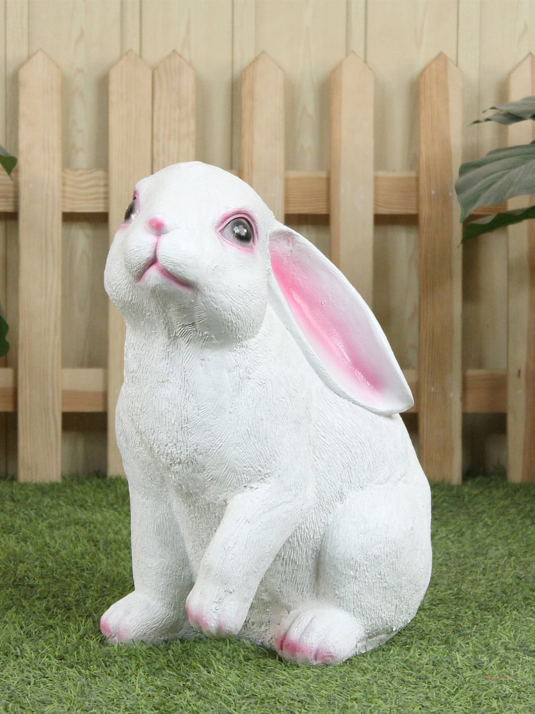 Wonderland White Big Rabbit Resin Statue