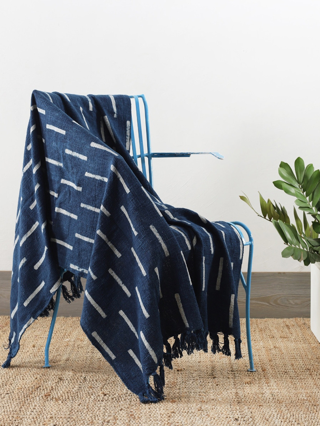 HANDICRAFT PALACE Blue & White Hand-Block Printed Cotton Throw