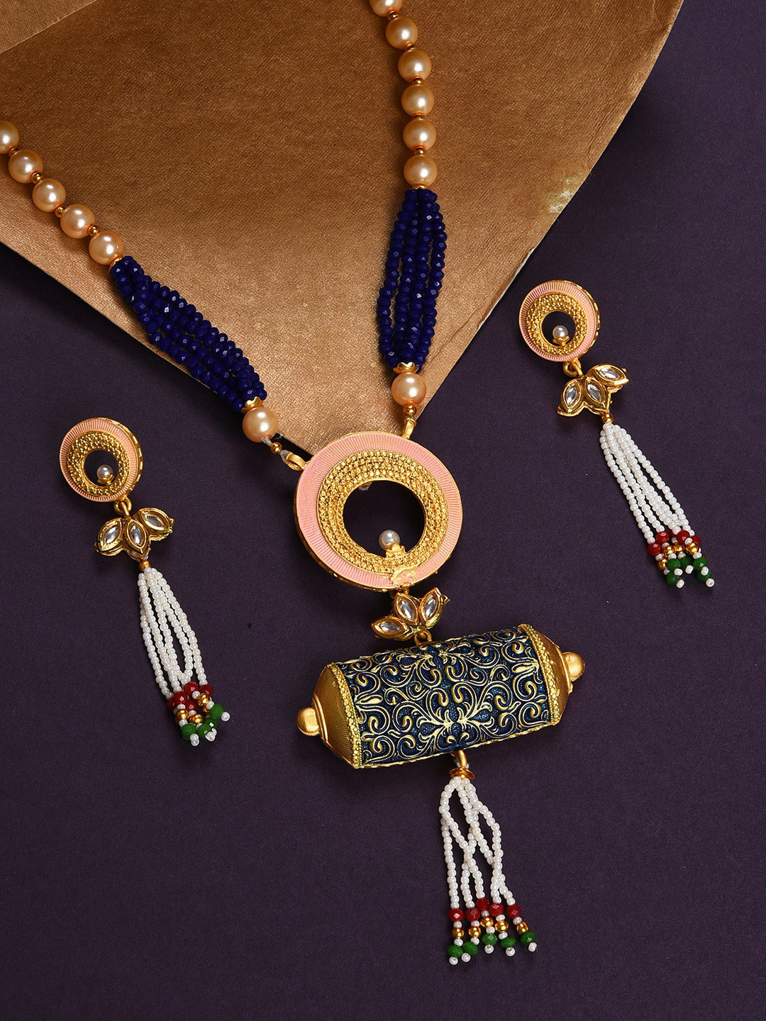 SOHI Gold Plated White & Blue Pearls Beaded Necklace & Earrings Set