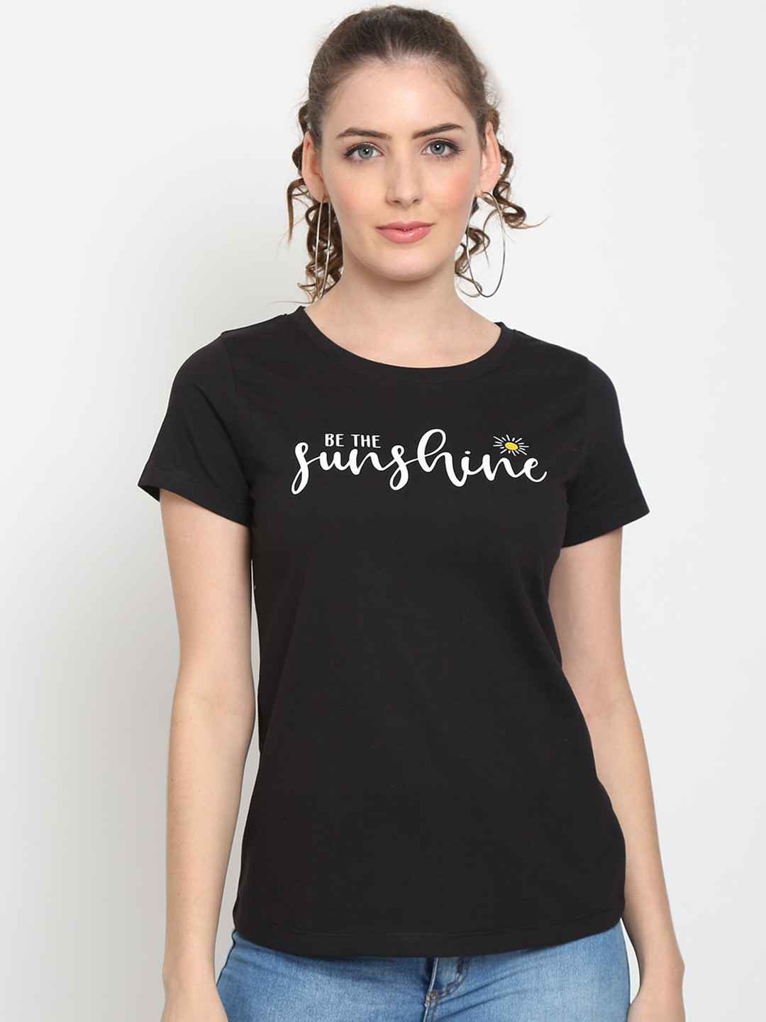 UnaOne Women Black & White Typography Printed Slim Fit Pure Cotton T-shirt