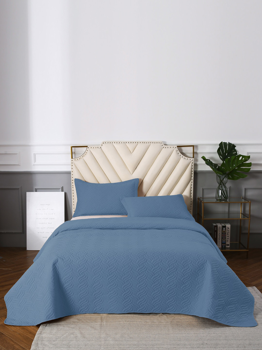 URBAN DREAM Blue Quilted Cotton Double Queen Bed Cover With 2 Pillow Covers