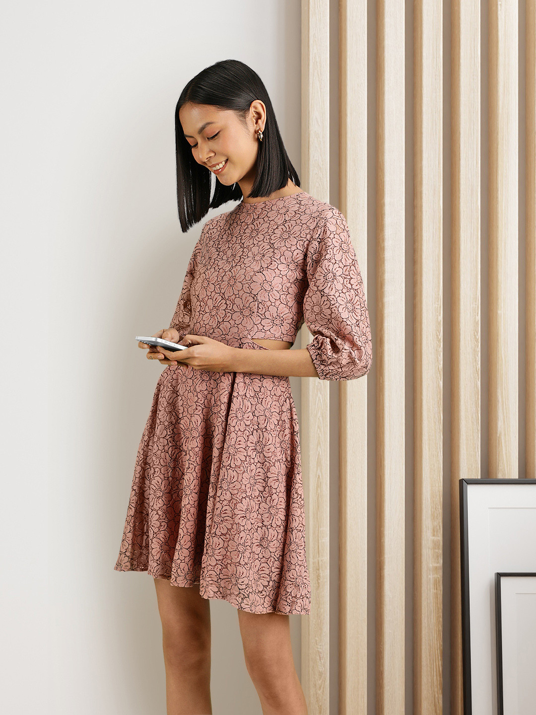 SASSAFRAS Pink Waist Cut-Out Dress