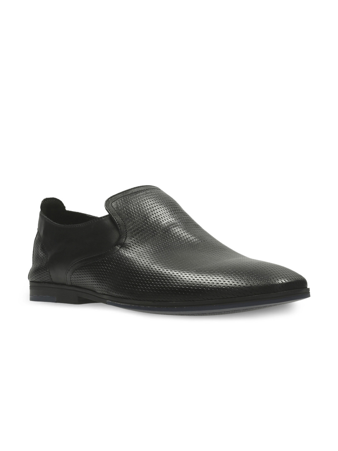 myntra clarks formal shoes