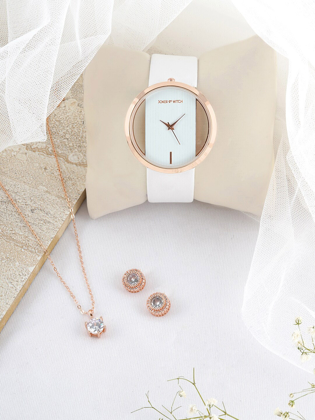 JOKER & WITCH Women White & Rose Gold Toned Leroy Watch & Bracelet Gift Set