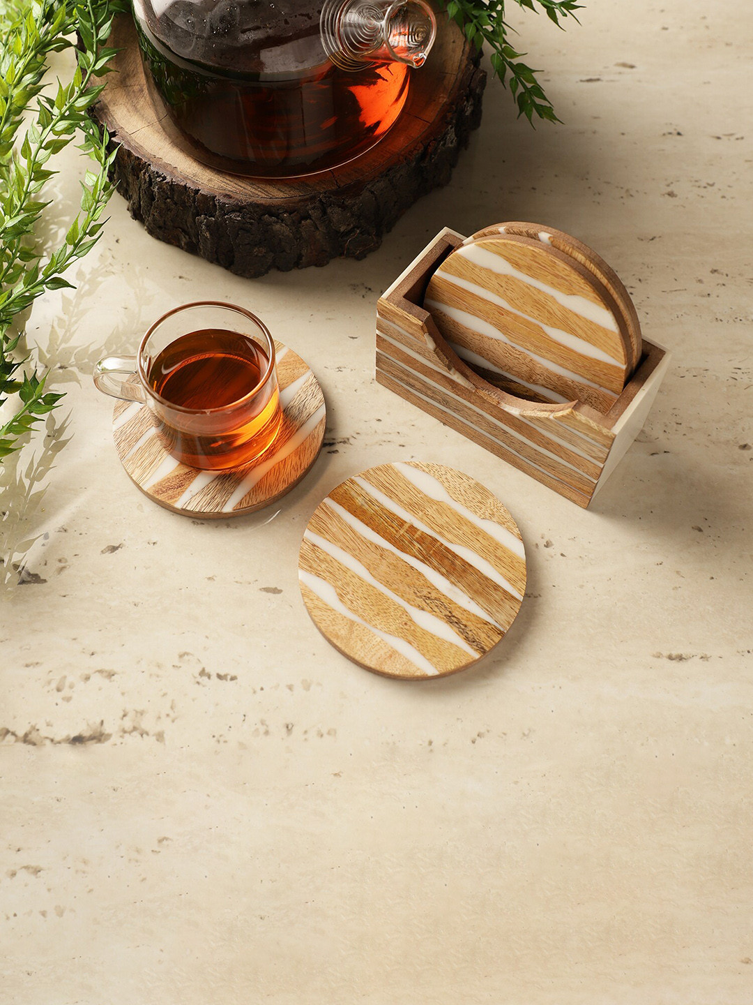 The Decor Mart Set Of 4 Beige Waves Wooden Round Coaster