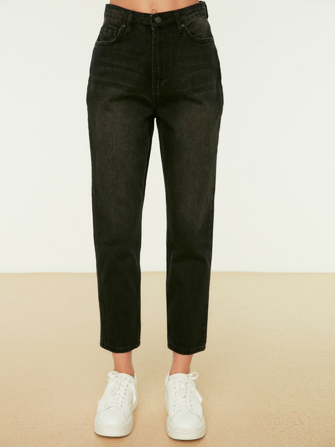 Trendyol Women Black Light Fade Mom Fit Pure Cotton Stretchable Jeans