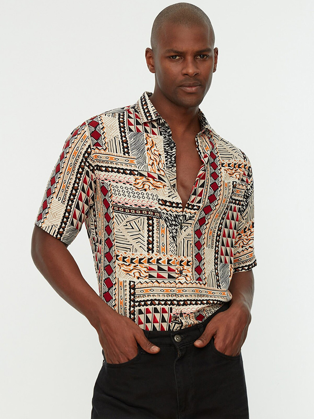 Trendyol Men Beige & Maroon Printed Casual Shirt