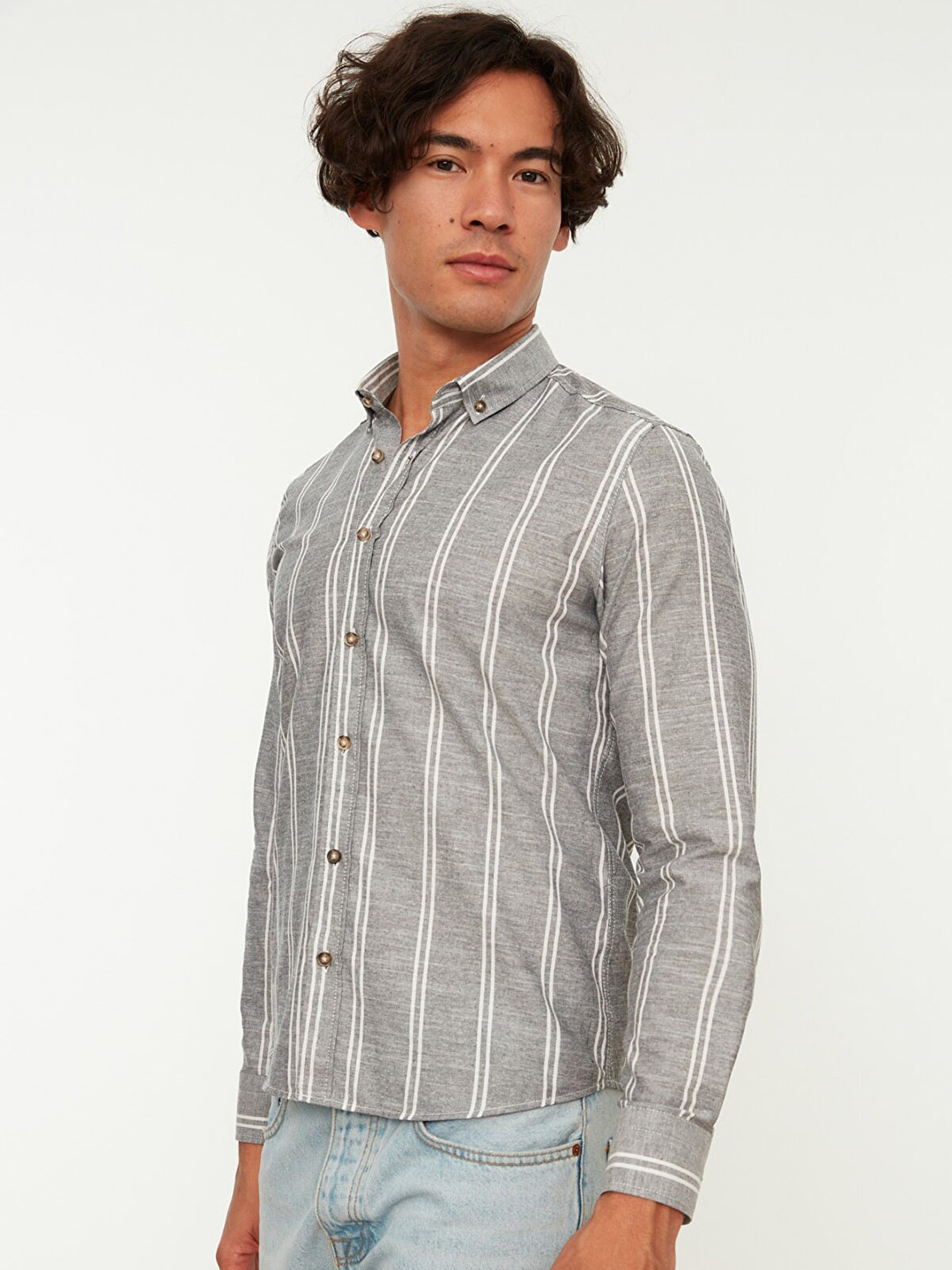 Trendyol Men Grey & White Striped Pure Cotton Casual Shirt