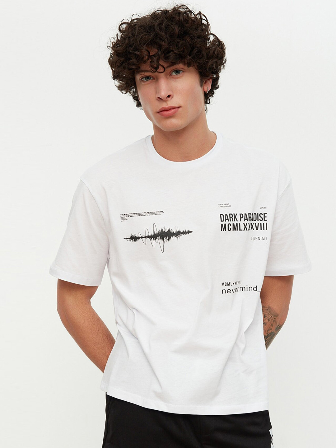 Trendyol Men White & Black Printed Pure Cotton Oversized T-shirt