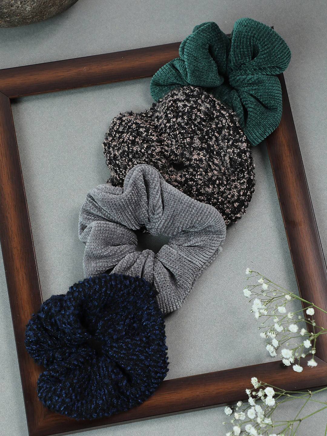SOHI Women Green & Grey Set of 4 Scrunchies