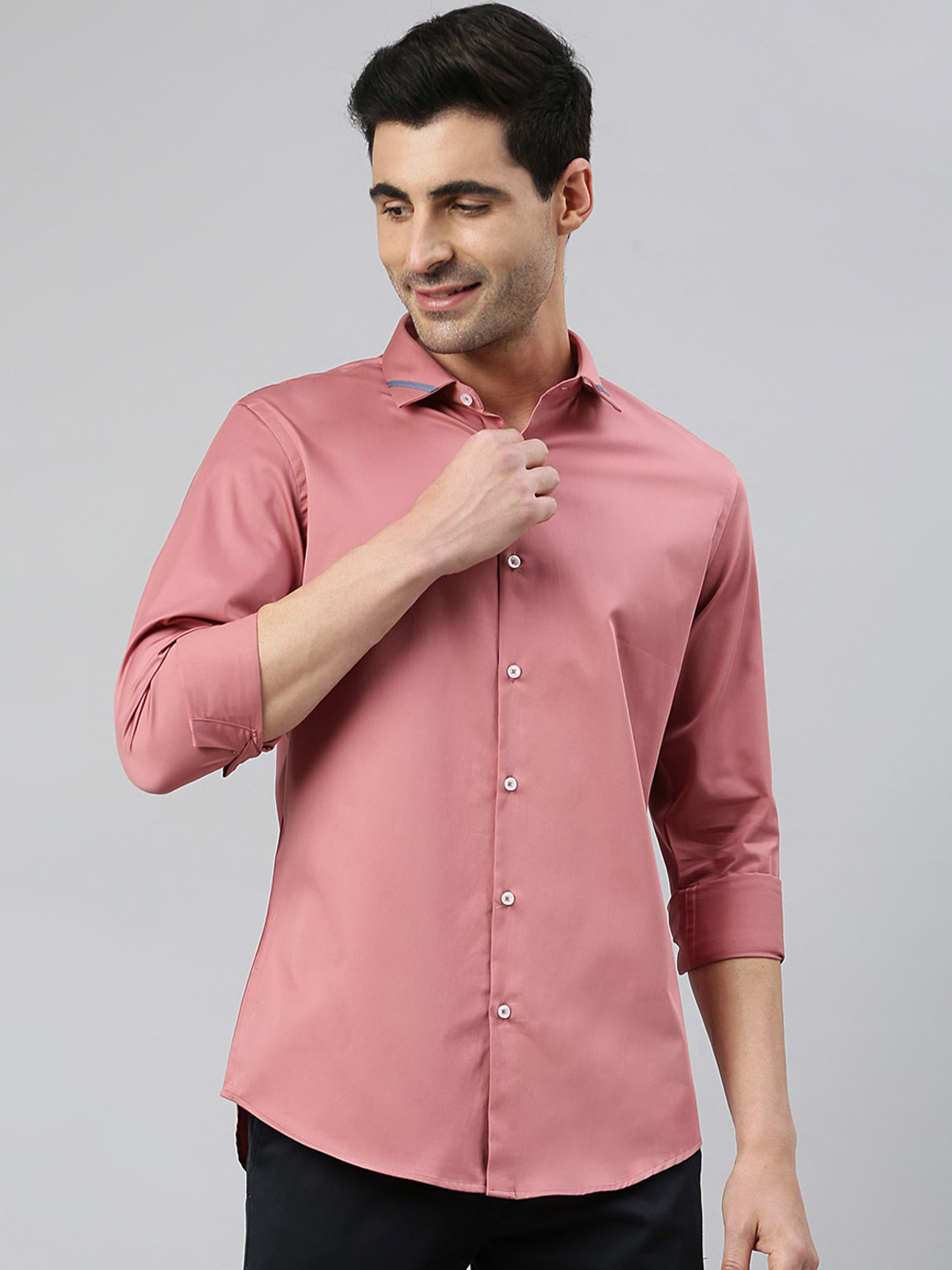 MR BUTTON Men Pink Smart Slim Fit Casual Shirt