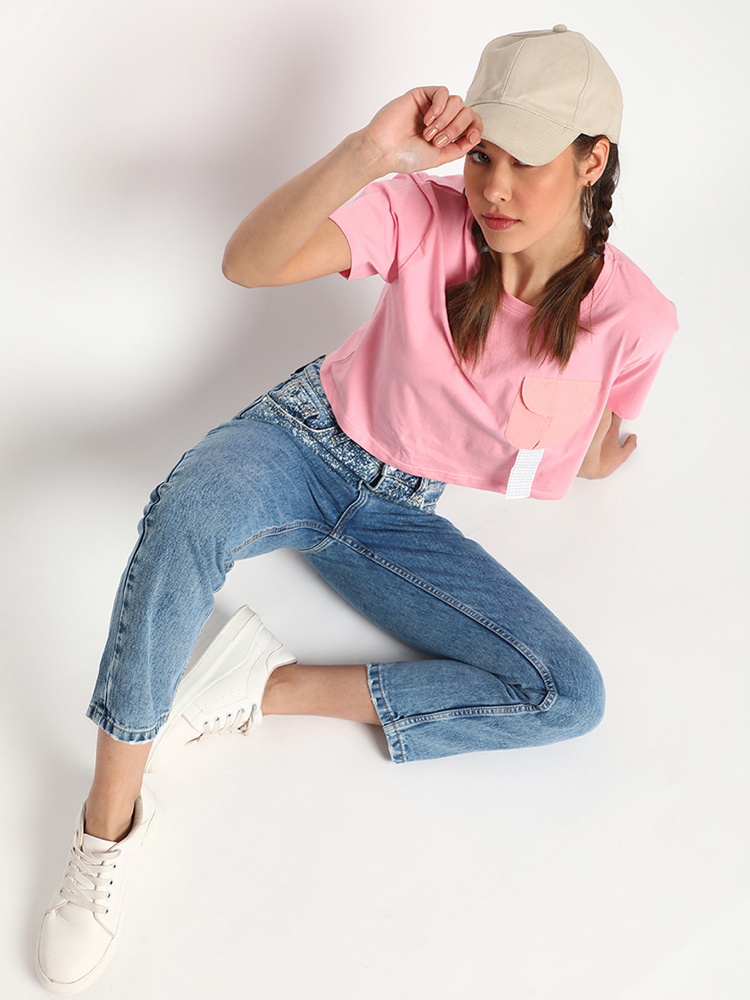 Belliskey Women Pink & White Boxy T-shirt