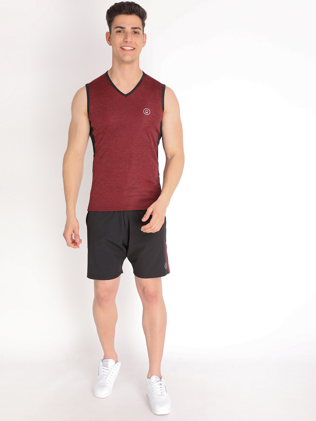 CHKOKKO Men Maroon & Black Sports T-shirt with Shorts