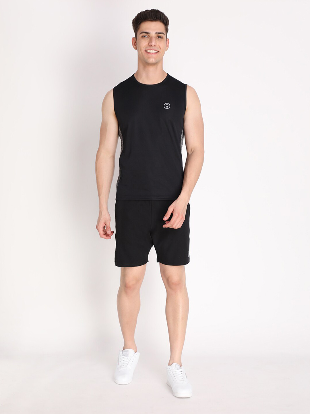 CHKOKKO Men Black Solid Sports Workout Co-Ords Set