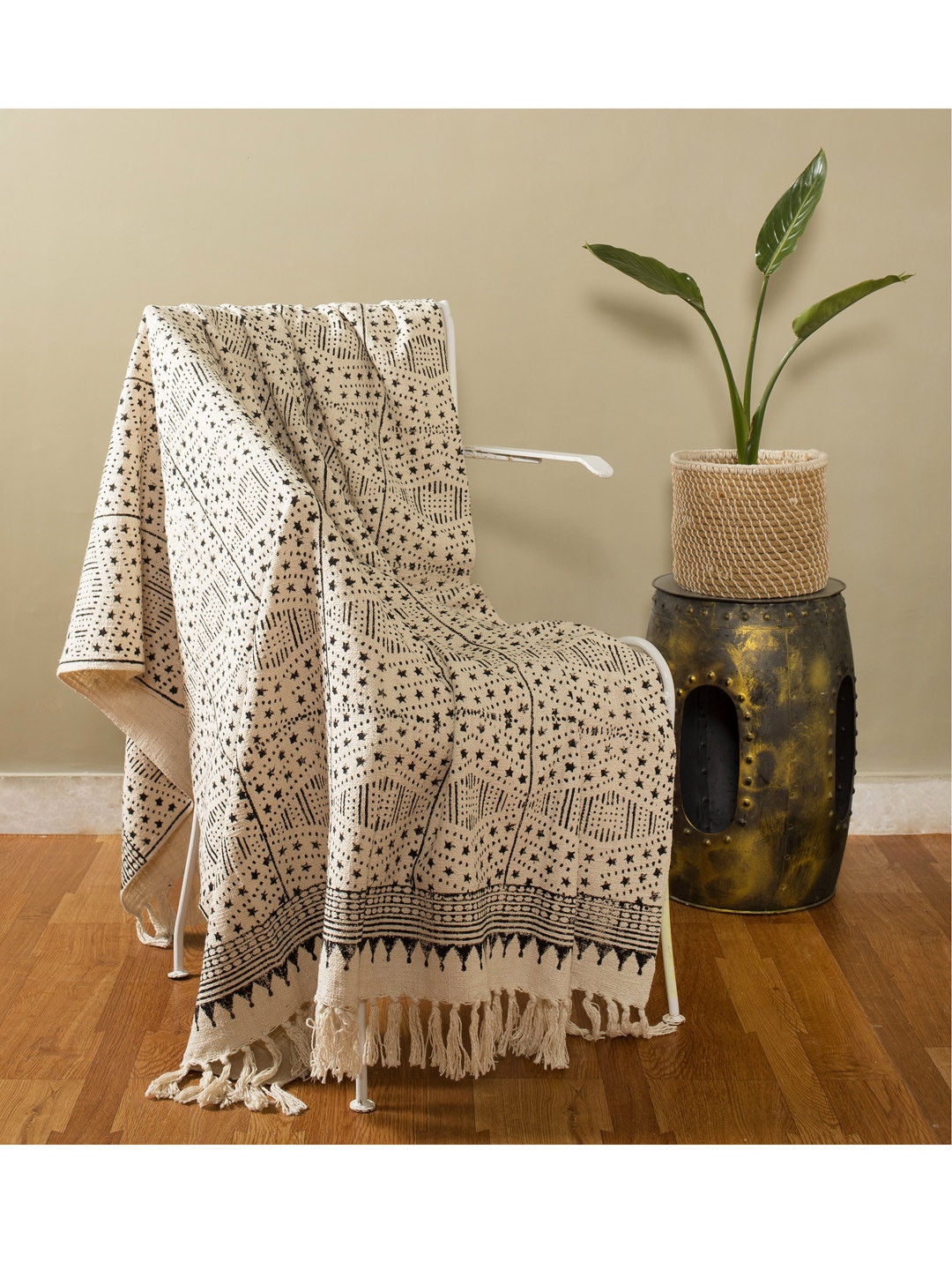 HANDICRAFT PALACE White & Black Star Hand Block Printed Cotton Throw