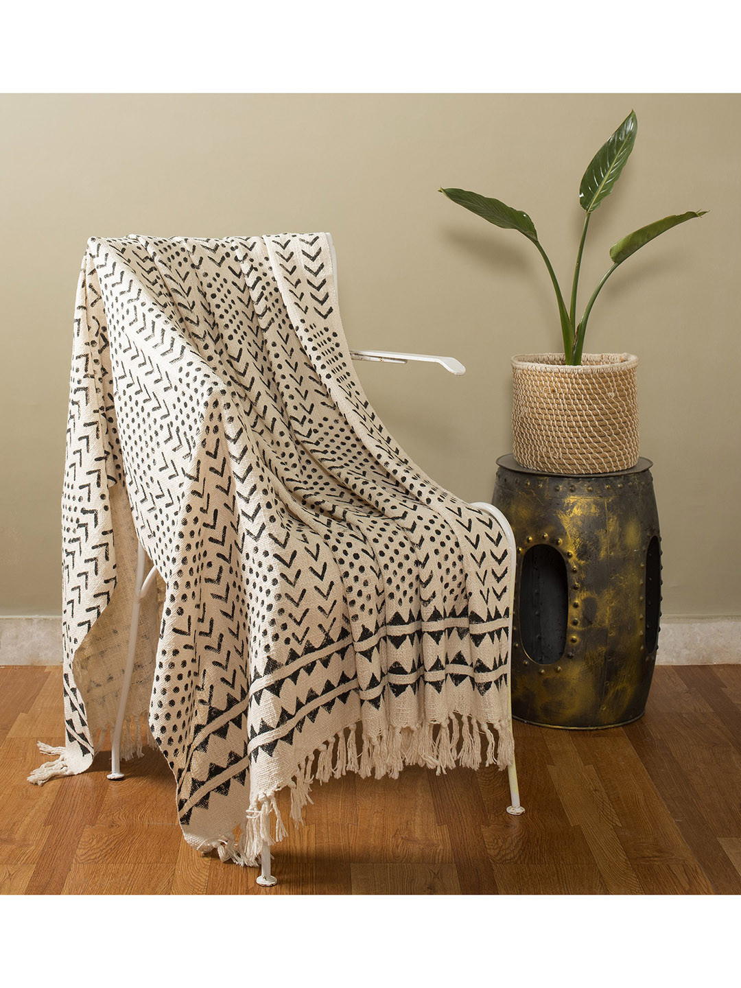 HANDICRAFT PALACE White & Black Block Printed Cotton Sofa Throw
