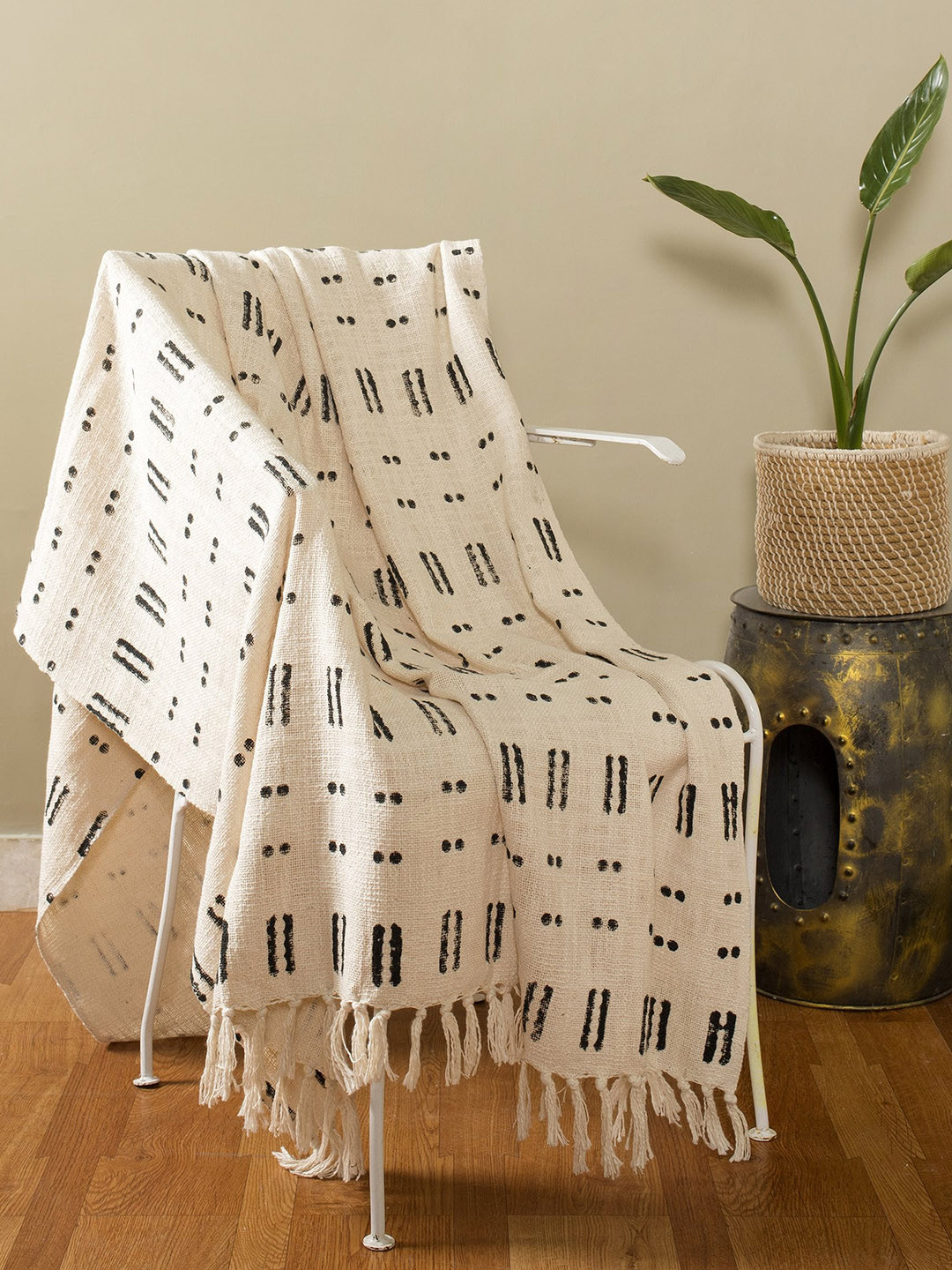 HANDICRAFT PALACE Off-White Hand Block Print Cotton Throw
